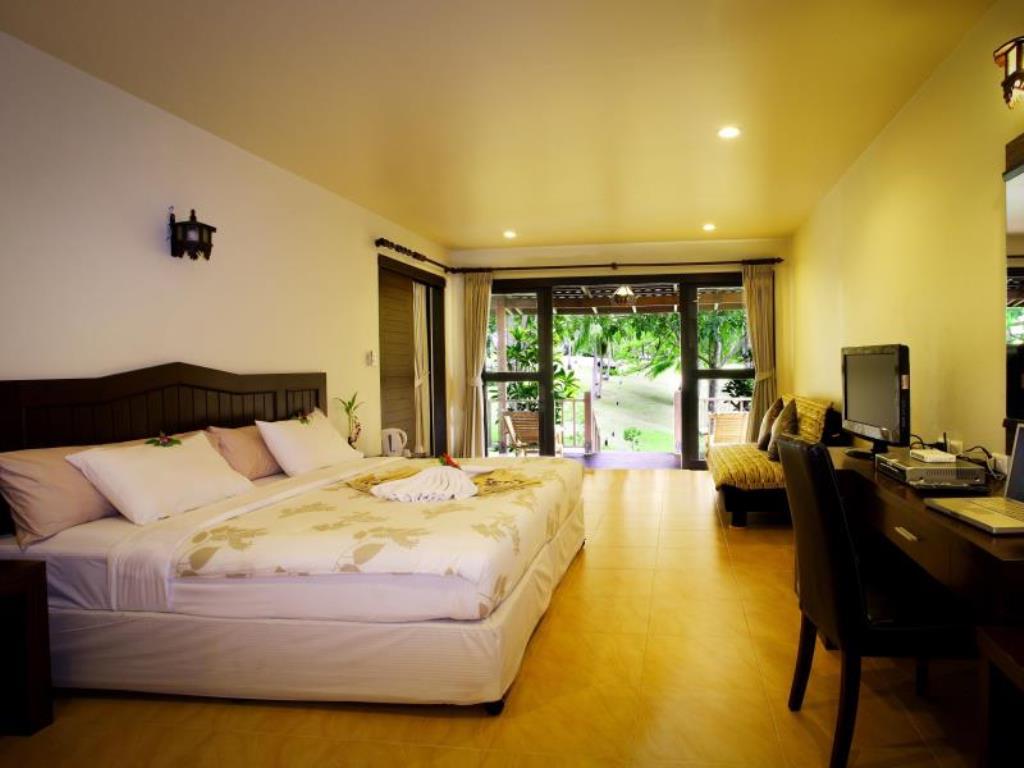 Banraya Resort And Spa Ko Racha Yai Екстериор снимка