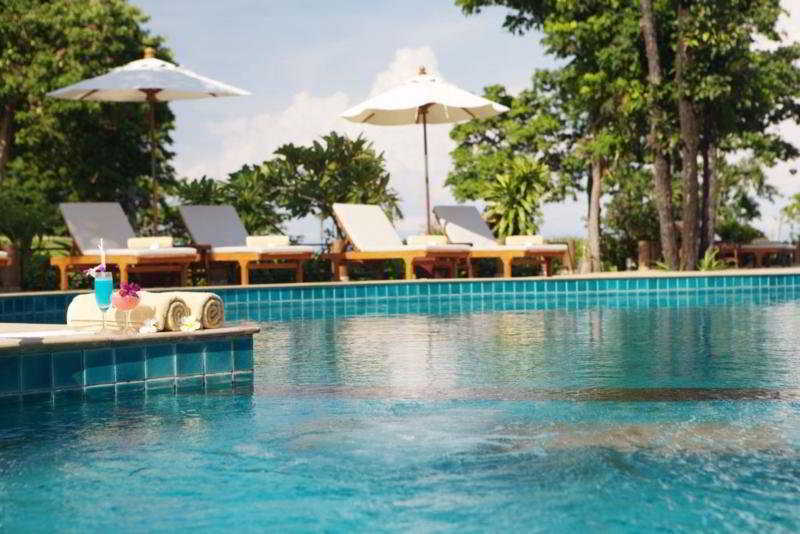 Banraya Resort And Spa Ko Racha Yai Екстериор снимка